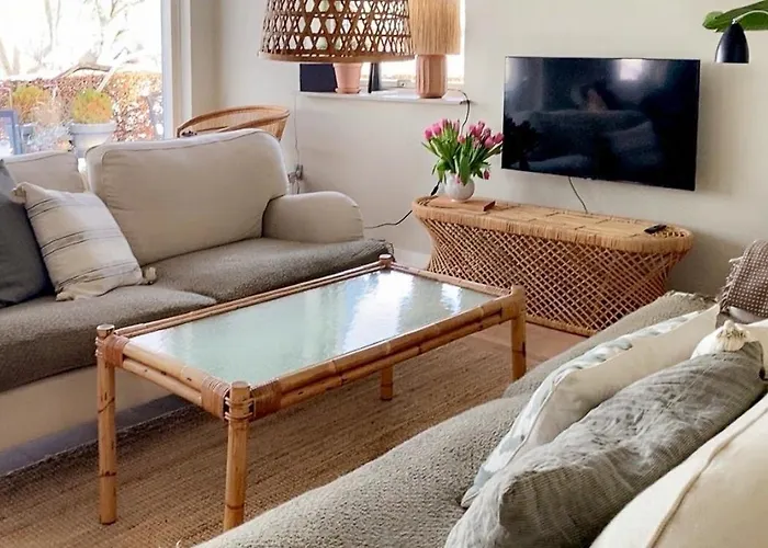 Thatched With Sea Views In Baring Ege Asperup