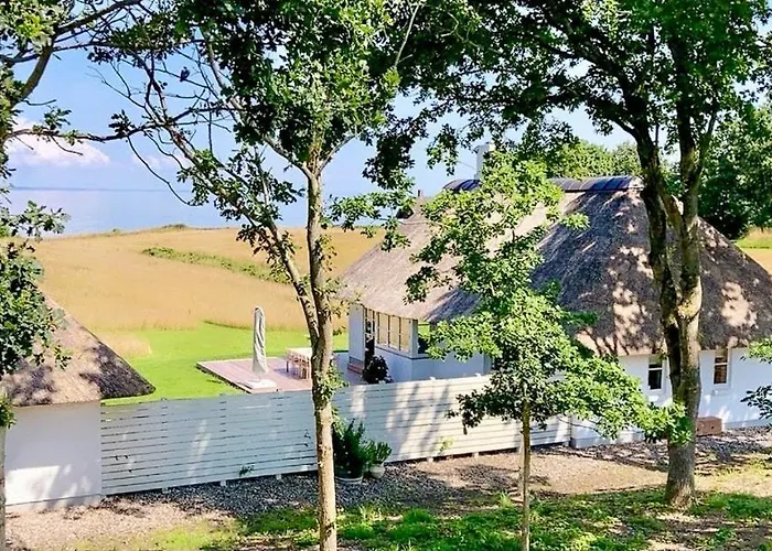 Thatched With Sea Views In Baring Ege *